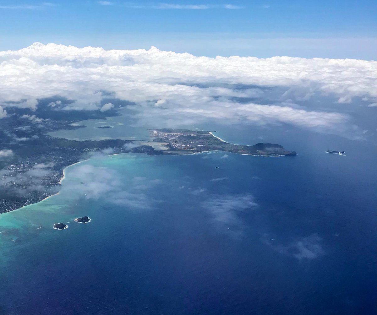 DrBhrettMcCabe's tweet photo. Family vacation time 👍🏼 #HelloHawaii https://t.co/eFqg4ODGYo
