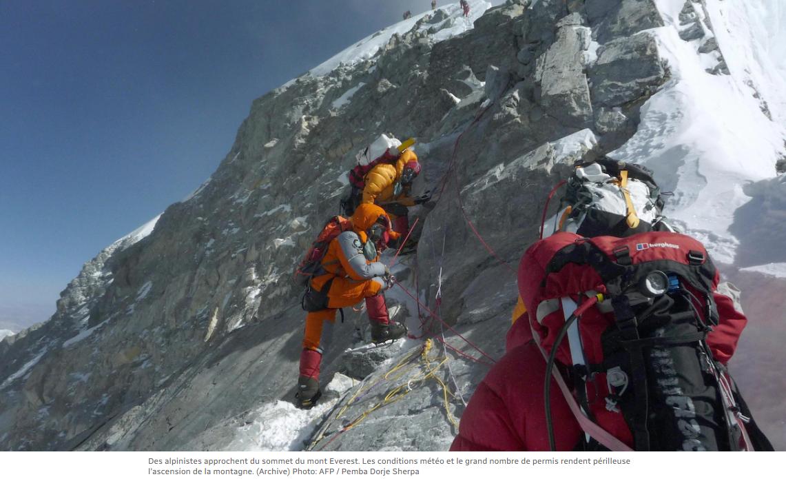 «Tout ce qui compte pour le gouvernement népalais, c'est d'accorder des permis à des fins mercantiles. On ne demande même pas aux gens s'ils ont déjà monté une montagne. 80% des gens qui étaient là cette année ne devaient pas y être.» - - <a href="/gabrieleverest/">Gabriel Filippi</a>