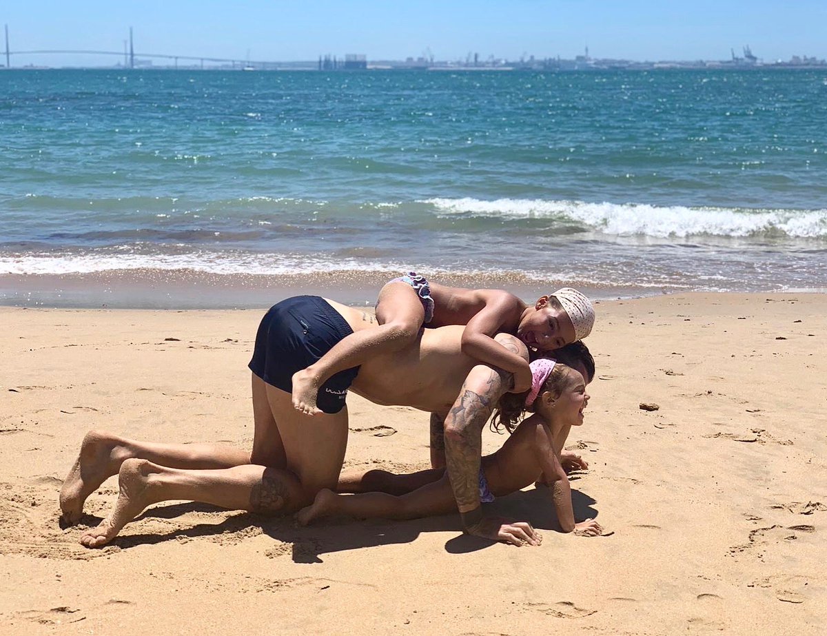 javigarcia06's tweet image. Empezaron las vacaciones!!❤️😍👸🏼
