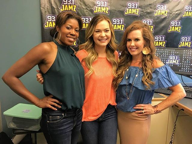 93.1 Jamz tweet media