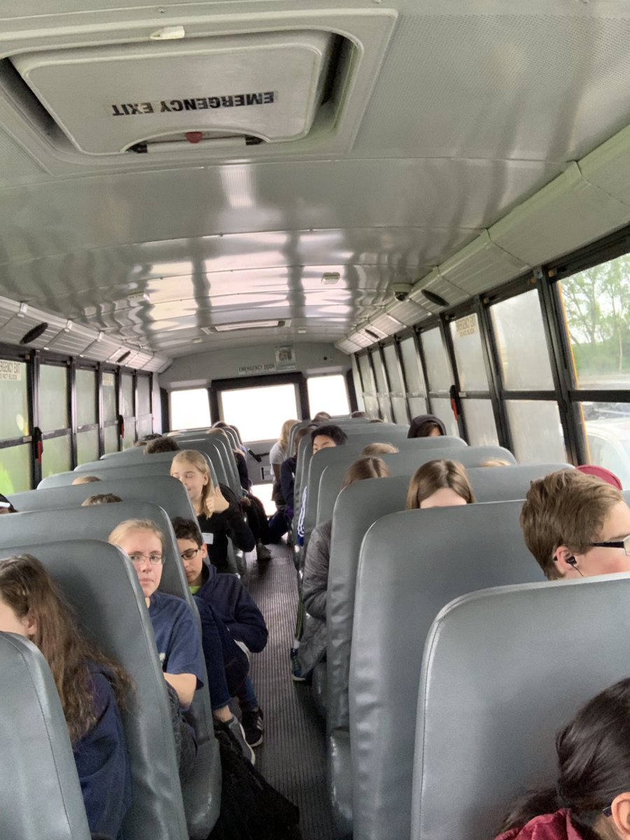 msjorenby's tweet photo. On the way to the Young Author’s Conference at Bethel University! #BeBoldBeWest #WeAreWayzata https://t.co/ef4MBzayks