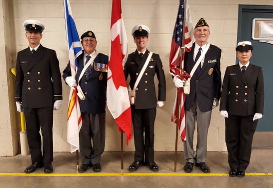 HMCS_NCSM_CABOT's tweet photo. Members of #HMCSCABOT were proud to join veterans in forming a Colour Party to open Game 1 of the #KellyCup Finals./Les membres du #NCSMCABOT étaient fiers de se joindre aux vétérans pour former la garde de drapeau consacré afin d'ouvrir le premier match de la finale #KellyCup. https://t.co/6IvPy3PgSx