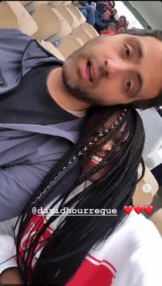 bestofassa's tweet photo. Our Queen 👑 is with our Dad at Rolland Garros 🎾🎾🎾🎾 #skamfrance https://t.co/TH6FzhloNV
