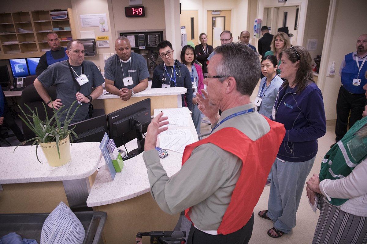 Sunnybrook's tweet image. This morning we completed a successful Code Silver training exercise in our Emergency Department, along with @TorontoPolice. Thank you to all for your co-operation as we practised our response to a threat in our hospital.