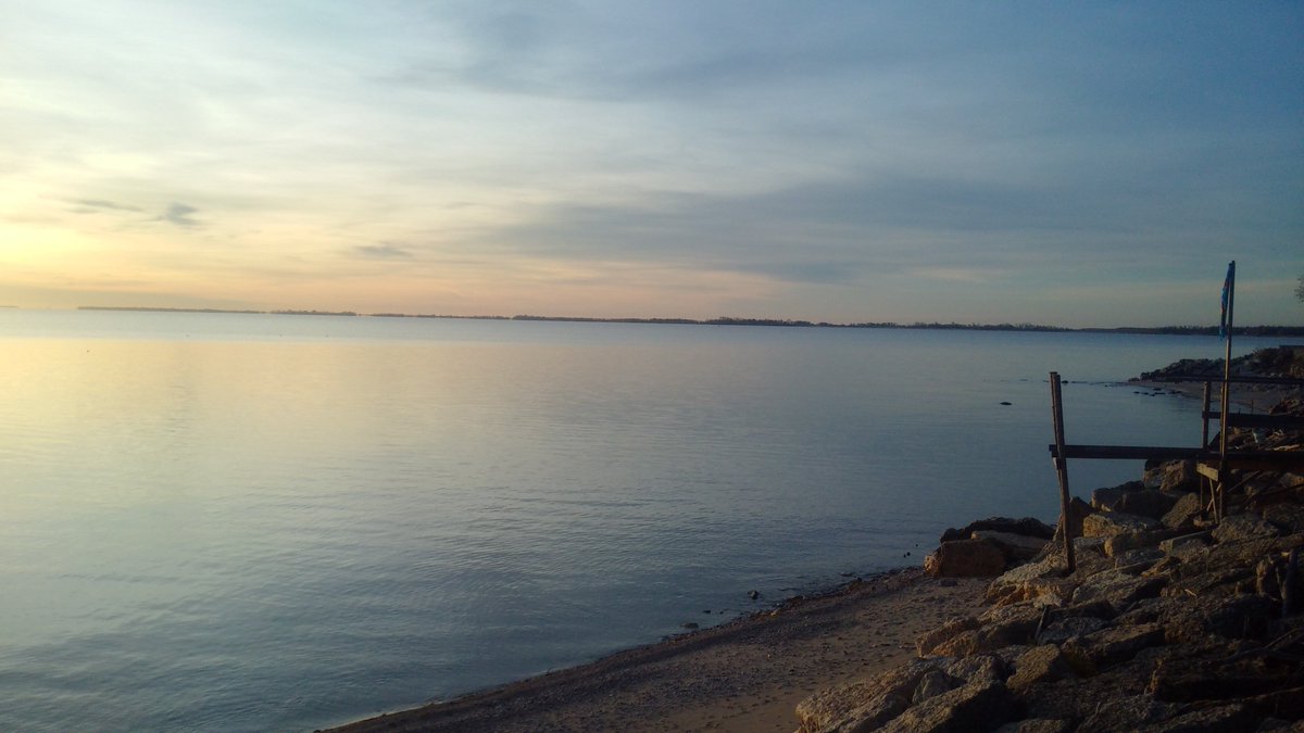 RunOnInn's tweet image. Let's work toward your #SummerTimeSaga - With the weather warming up .. its time to book your weekend vacation .. tinyurl.com/y3gy4j5p - Our three bedroom cottage is close to the beach . #RunOnInn helping you towards your #VacationAccomplished for #Summer2019