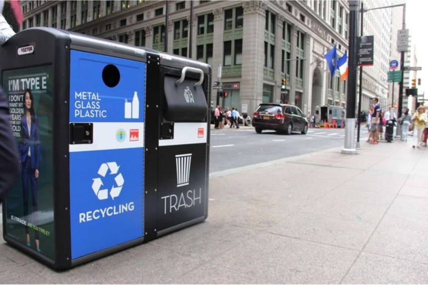 TechResearch3's tweet photo. Could the Smart Trash Can Take Waste Out of the Supply Chain? Know more insights: https://t.co/vcPSO1EEPe #tech #SmartCity #wifi #WhatsMovingIndia #throwback #technology #teachingcareer #sunnyday #stuckinatree #SmartCities (Image source: https://t.co/IioDgaaTXR) https://t.co/5PlJqOIfsJ