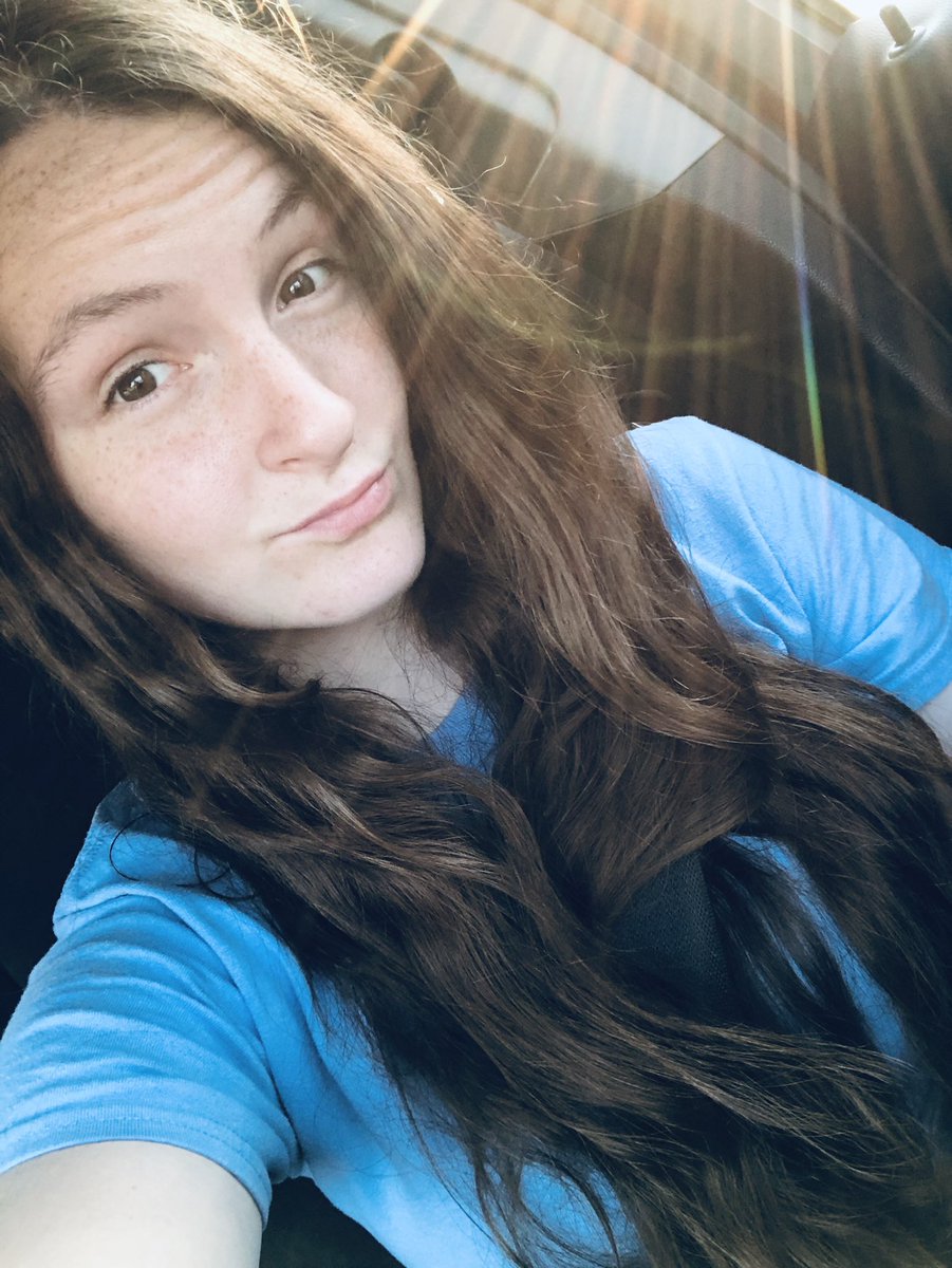 dropsoftrain's tweet photo. Hair is getting long 🤔 https://t.co/RQEbX9yCEv