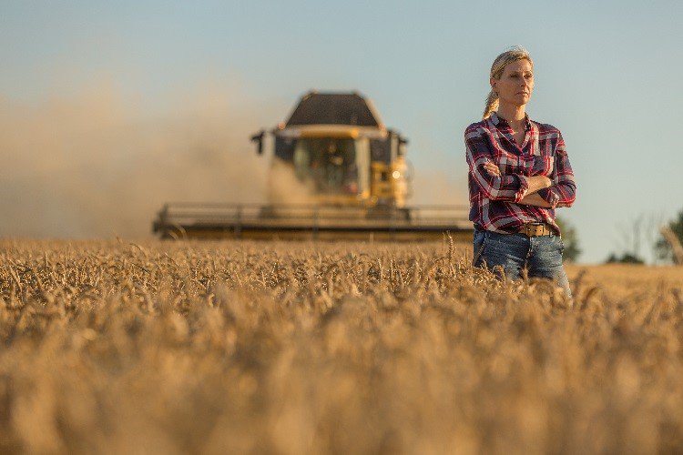 We are looking at proposals to breathe new life into the tenanted sector, such as encouraging landlords to let farm business tenancies of ten years or more to give tenants more security. 

If you work in the sector, make sure you make your views heard!  consult.defra.gov.uk/ahdb-sponsorsh…