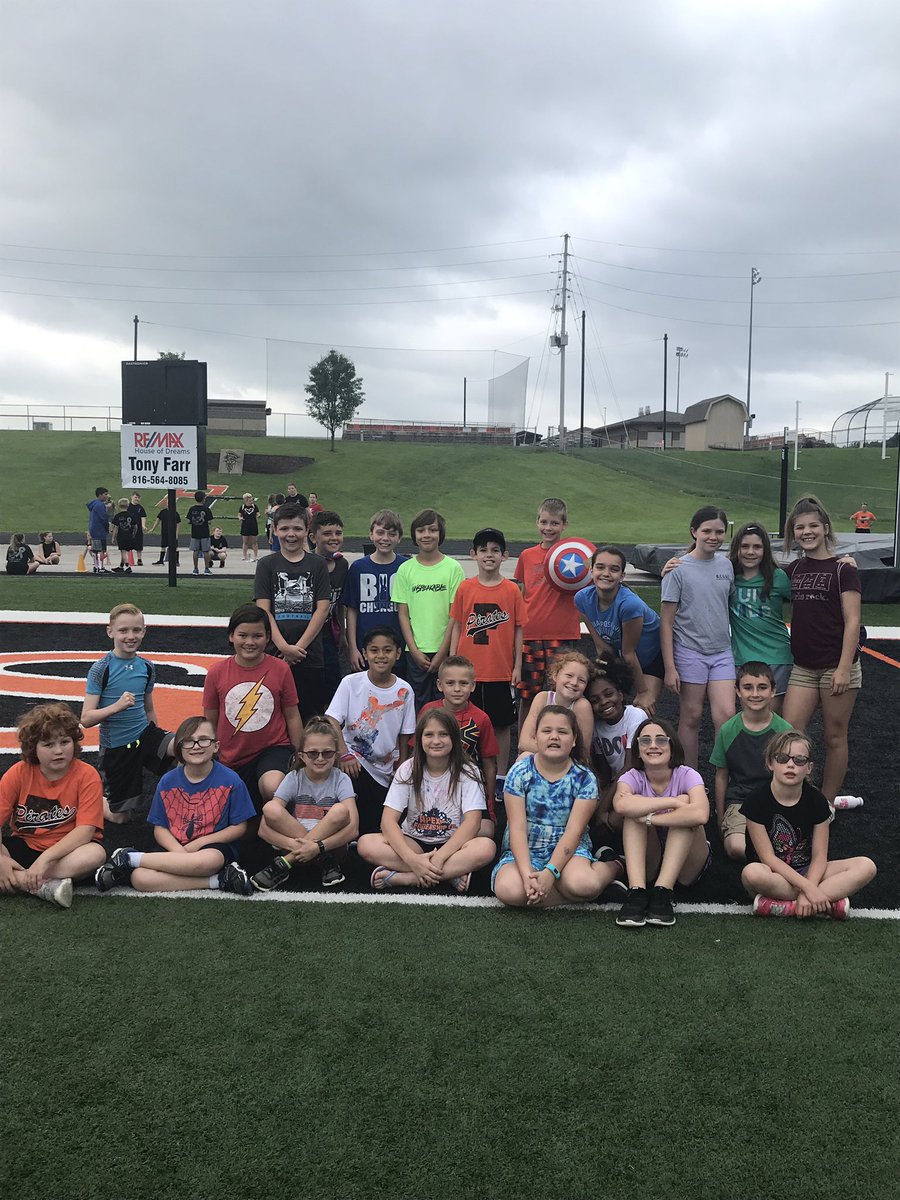 buescher_sarah's tweet photo. Field Day 2019 has started.... #compasselementary #superhero https://t.co/oOqYyUAKs7