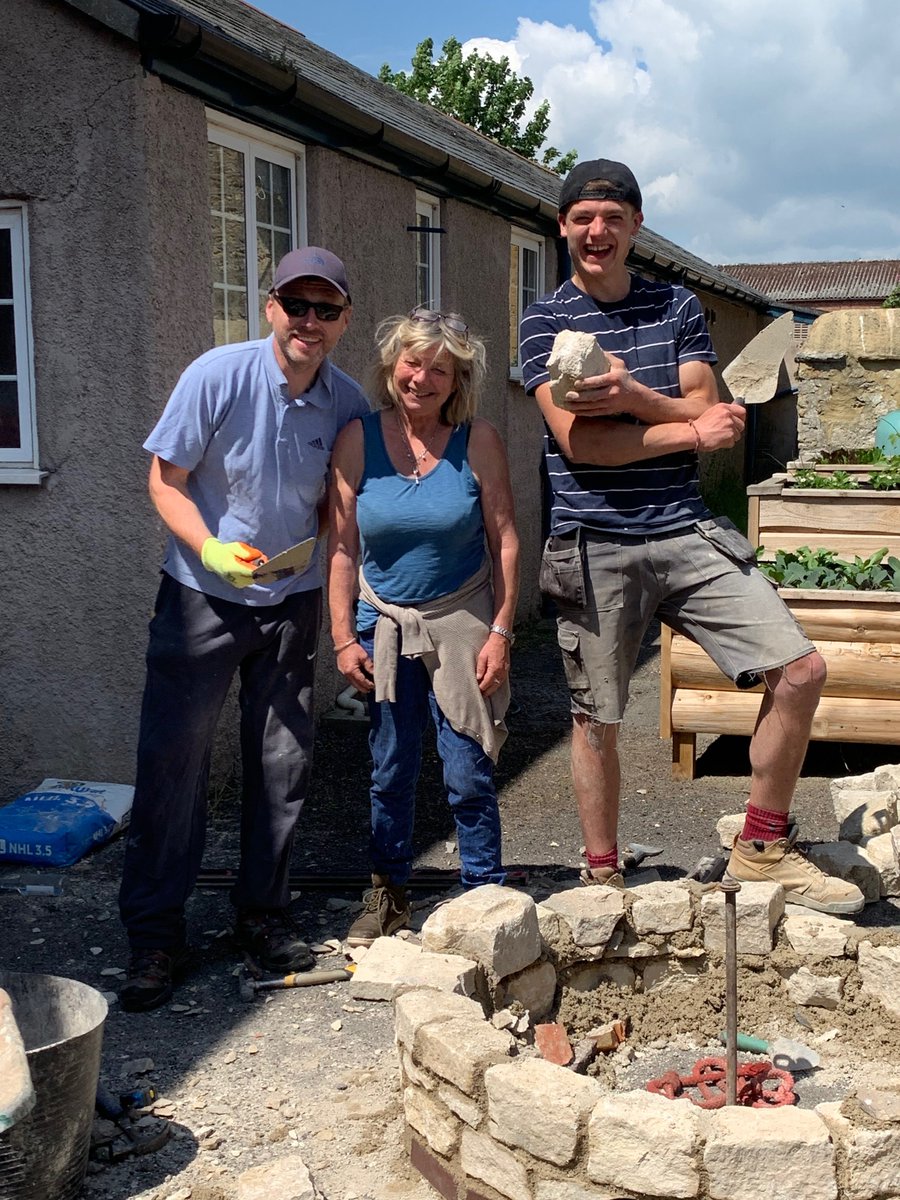 The Pizza oven is underway as part of the Garden Project. Thank you to Adam the builder and Little Fones for donating the materials and to all the volunteers that helped Heather on Saturday to build the pizza oven.