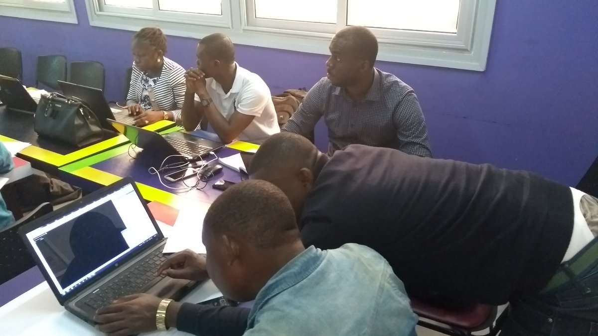 nicolas_chavent's tweet photo. =#OSM #opendata #Logicielslibres #Afrique=
#ActionOSMBrazzaville2019
@KAPAY_YONGOLOLO (@OSM_CD): cartographie du peuplement sur #imagesatellite via @josmeditor dans cadre d'un projet d' @osmguinee https://t.co/iG4ZHAV8Bl
#map4cg #map4gn #map4africa #LesLibresGeographes #kibaro https://t.co/fEc1OL8EQP