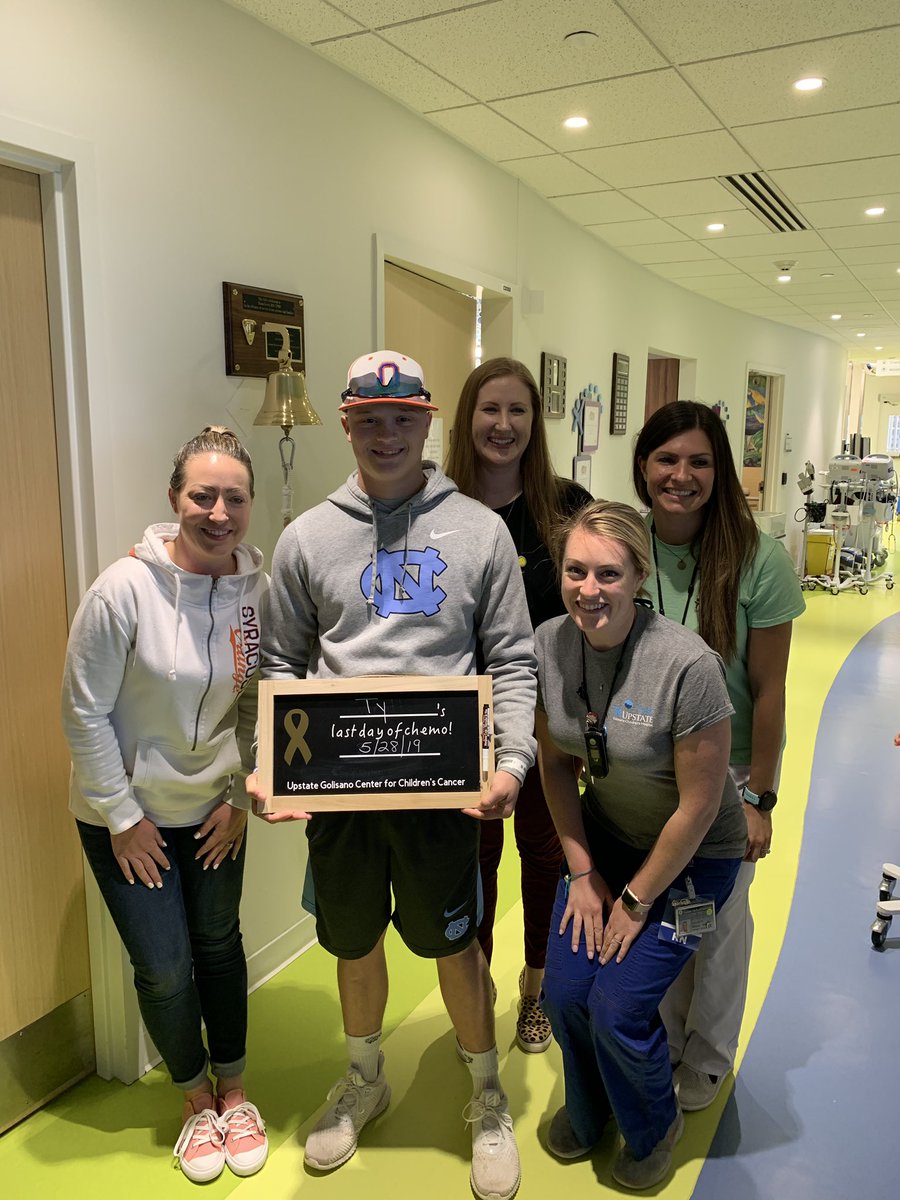 TDArcangelis1's tweet image. Rang the Bell!!  Last treatment done!!