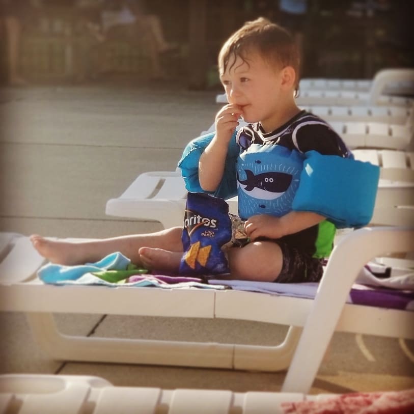 Beezinthechi's tweet photo. Its gonna be a #coolranch #poolside kind of summer. @Doritos get at us. #coolranch #doritoscoolranch #doritos #doritosmodel #summertime #2019 https://t.co/To7uQTIF7N https://t.co/yvMIvyk04U