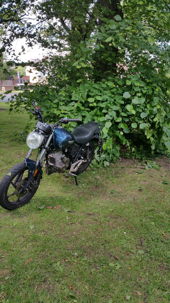 MerPolTuebrook's tweet image. Stolen motorbike recovered in the #Tuebrook area, hidden well but not well enough! Owner reunited though it is quite damaged and was only taken days ago. Please secure your bike to deter thieves, they don't always need a key! #CommunityFirst