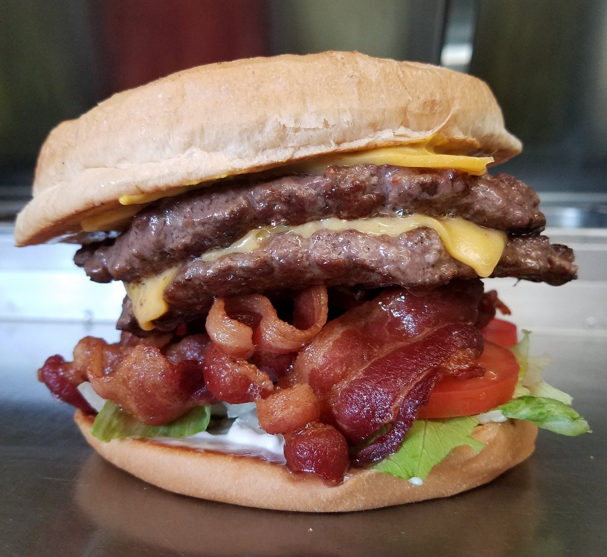National Hamburger Day....Ready Set Go!!! #champburger #NationalHamburgerDay #burgersarelife #yelphouston #365_houston #houstoniamag #BurgerDay #impossibleburger