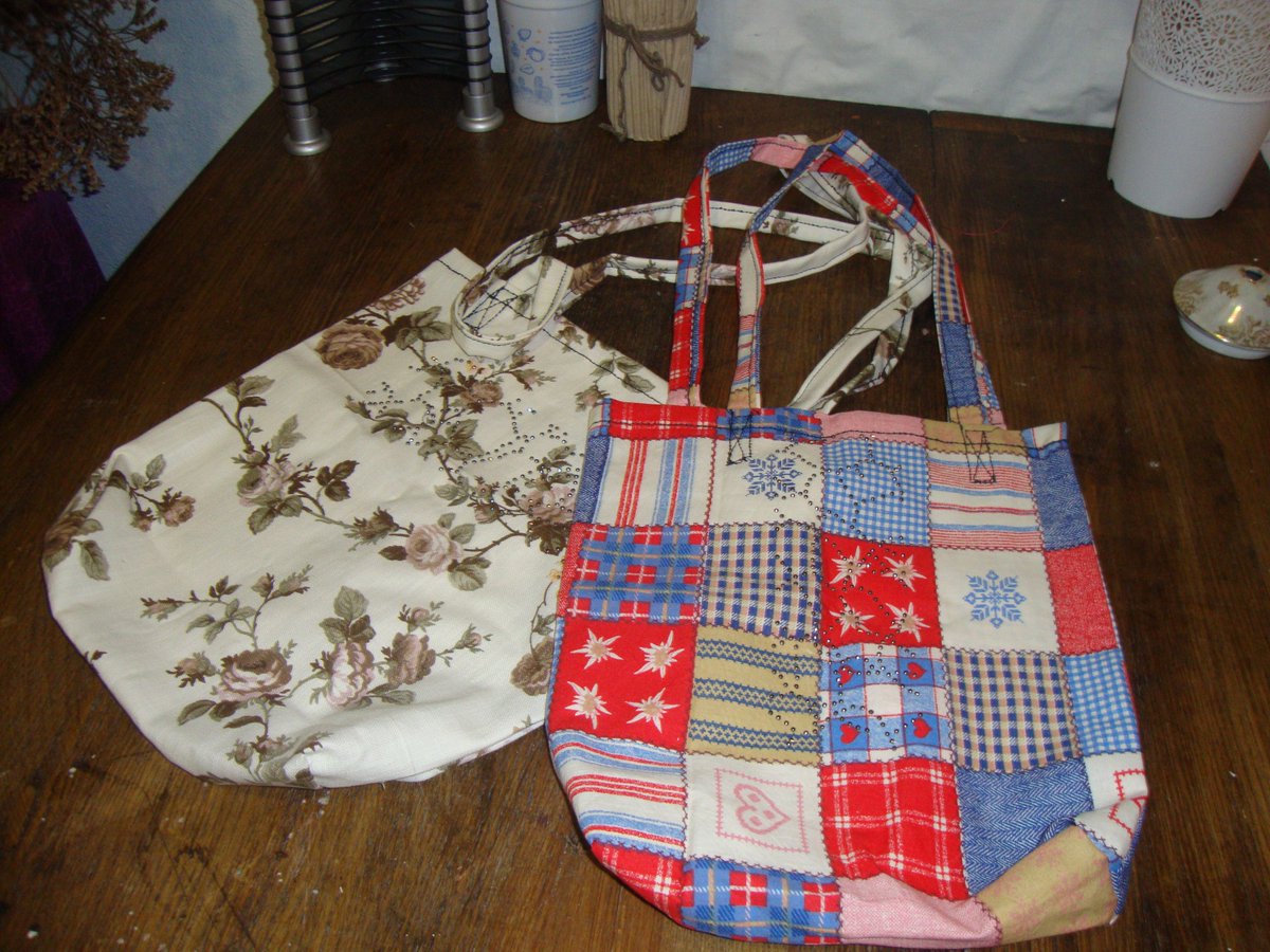 hogops's tweet image. оставить воспоминания о Вас и для Вас, ведь так интересно послушать через много лет то что Вы сейчас творили, и рассказать детям и внукам о своем твоорчестве.