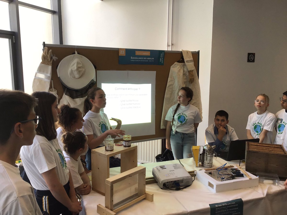xgauchard's tweet photo. #ecoly19
« Surveillance des abeilles » avec des ruches connectées
Passionnants et passionnés élèves du collège Guillaume de Normandie @acCaen https://t.co/VwoWtmPYrU
