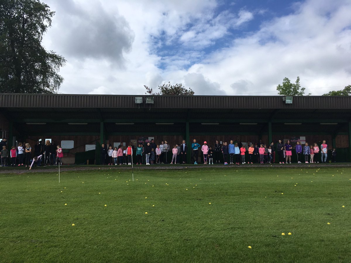 CookridgeGC's tweet photo. Cookridge helps get the girls into the swing #girlsgolfrocks thanks to all who came along #juniorgolf #future https://t.co/h8LigLaDJh