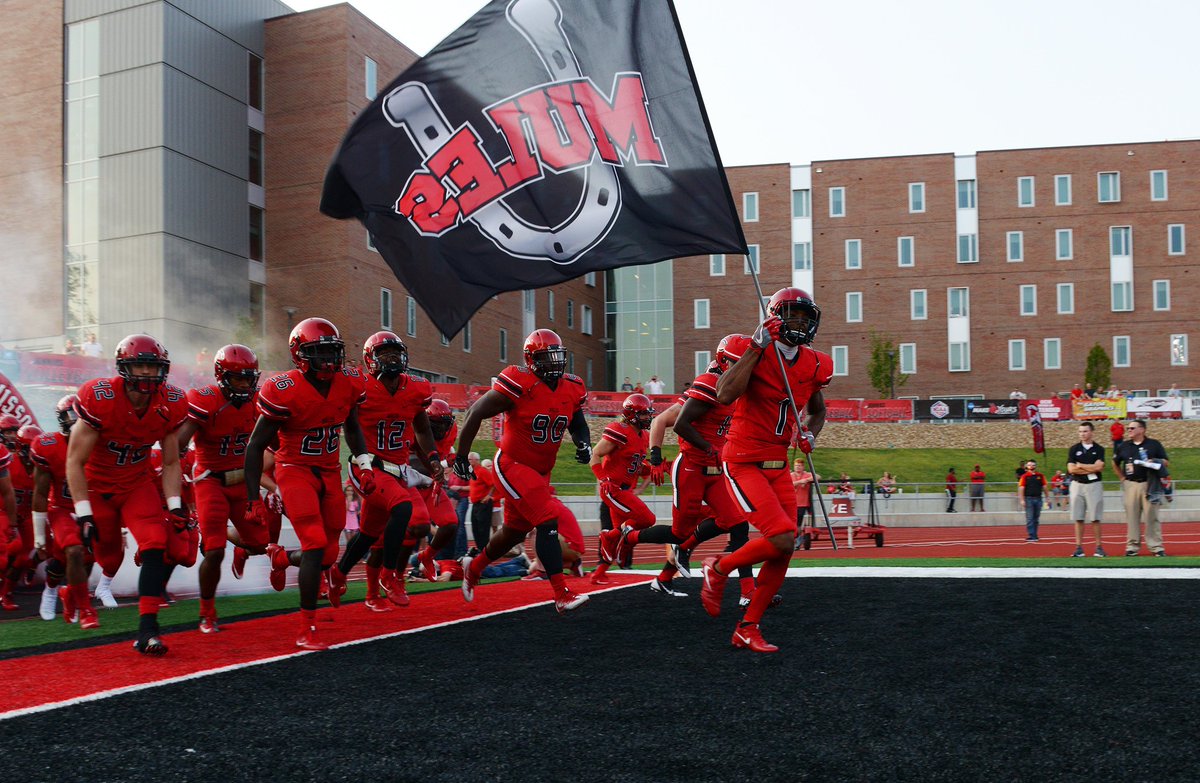 coachqgriffith's tweet photo. 100 days until @UCMFootballTeam Kicks Off the Season! #FATE #OneTeamOneMind https://t.co/REosMPCRDg
