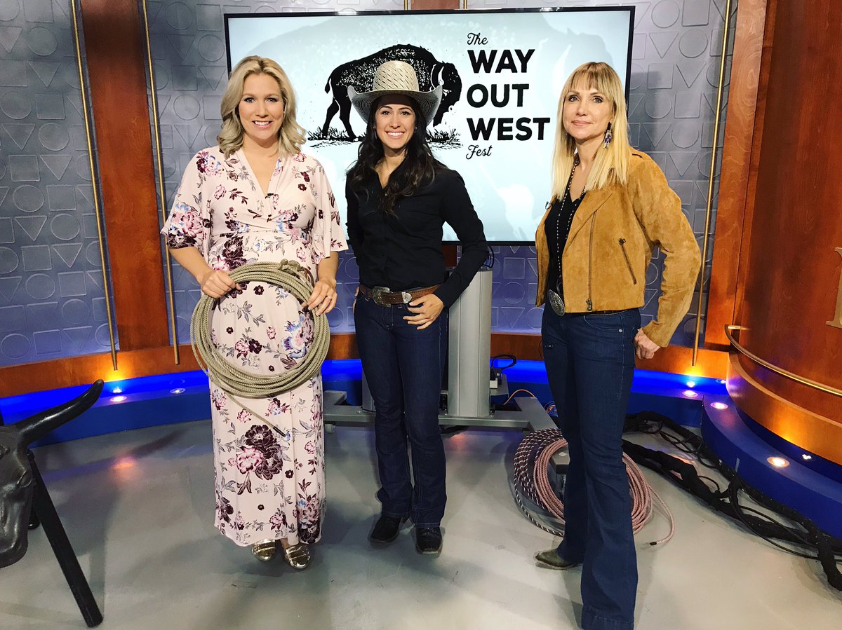 Courtney_YYC's tweet photo. Celebrate western culture in a big way this weekend at Way Out West Fest! Dozens of events, workshops, art classes, a marketplace, cowboy polo match, and more at venues in and around the city! https://t.co/DZffgZVkcX #yyc #calgary #wayoutwestfest #westernheritage https://t.co/aF3f1FUzKj