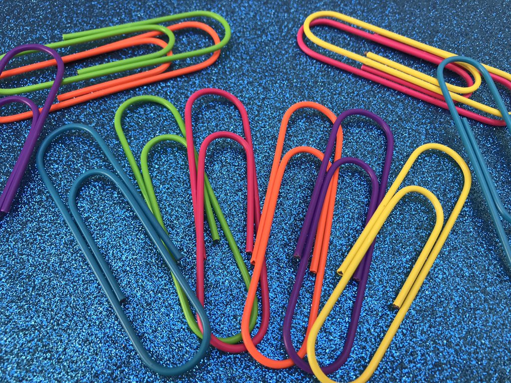 Gomas de borrar y clips extra grandes! Son una 💣💣