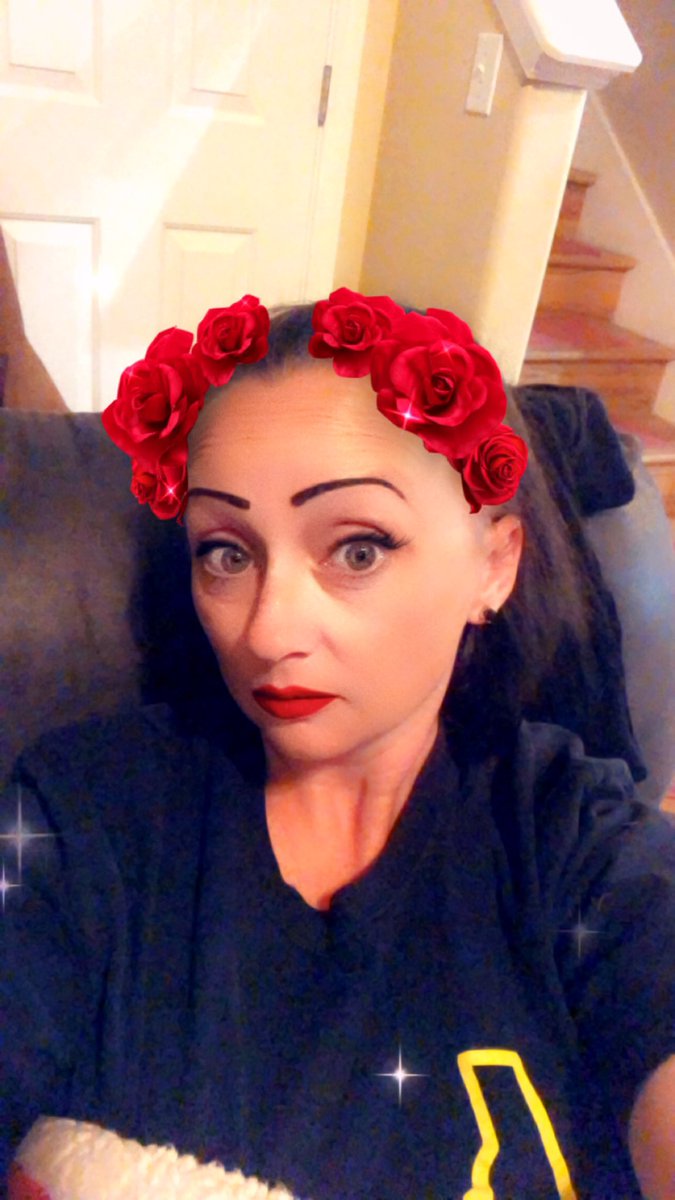 #selfie #roses #snapchatfilter