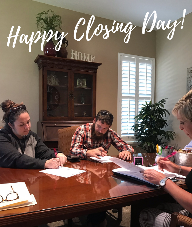 TampaOne_TMF's tweet photo. Congrats to Sheri & Lloyd on their new home 👏🏠🎉 Thanks to Branch Manager, Chris Kidder and David Schmitt with Weichert Realty for a smooth closing day. 😁
#tampaonemortgage #weichertrealty #closingday #newhomeowners #homeownership #floridalender #firsttimehomebuyers #renters https://t.co/daL9jCV2zE