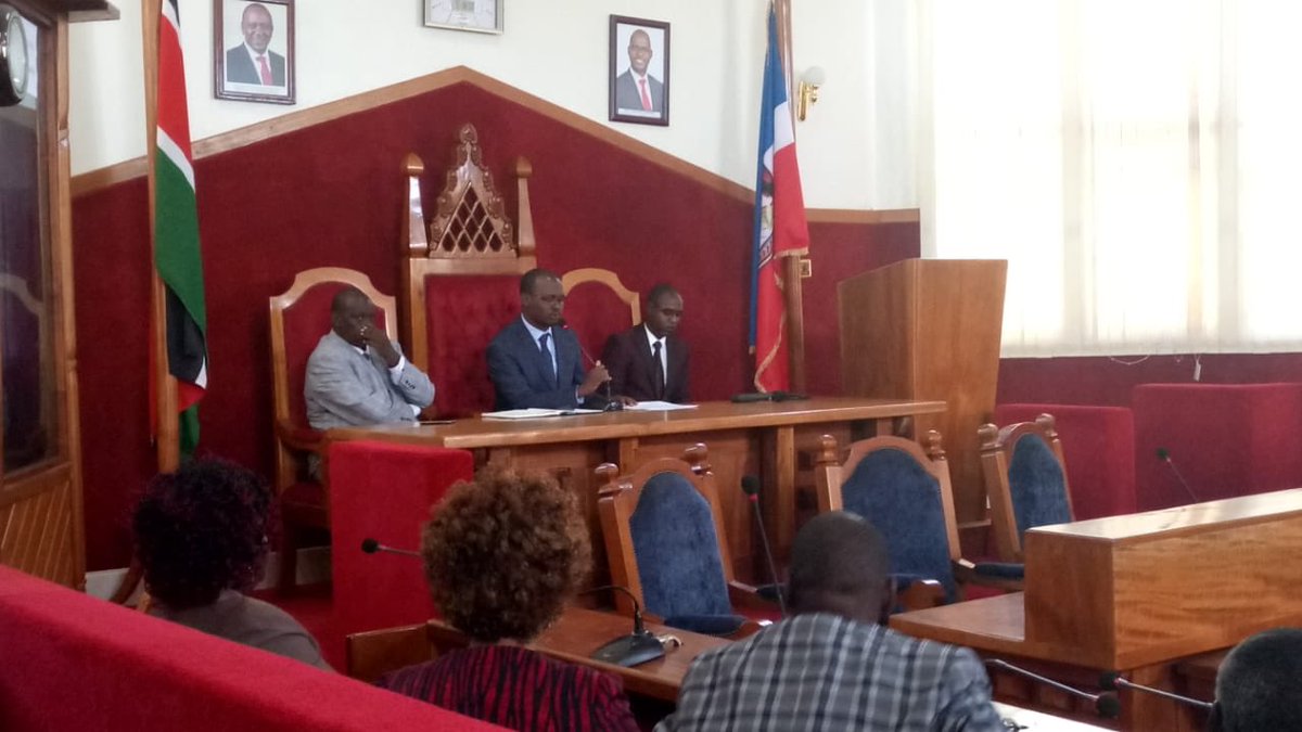SolomonLempere's tweet photo. Glad to have hosted at @samburuassembly Dr Mark Leleruk for a talk to the County Assembly Members for a talk going by the theme: ‘Legislating for Peace: Sustaining Community Cohesion, Peace and Development ‘. https://t.co/Jd2MY9IDEZ