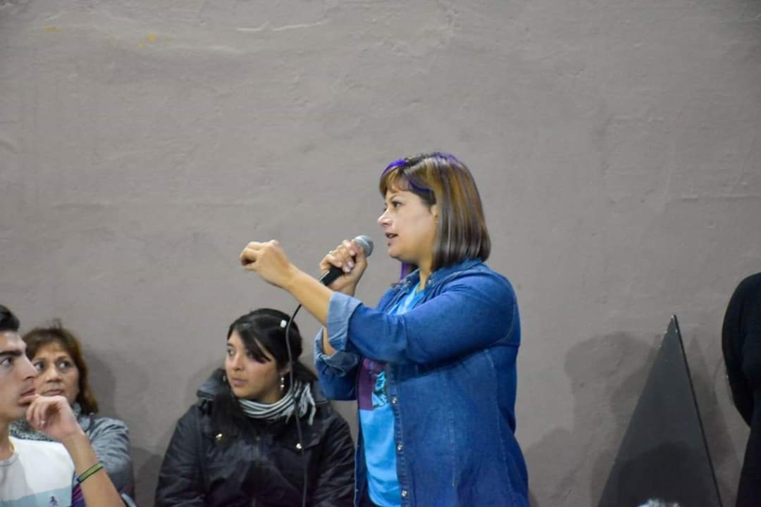 marcoscleri's tweet photo. EL CAMINO DE LAS PROPUESTAS CIUDADANAS Y LA RESPONSABILIDAD PARA CUMPLIRLAS. 
Felicitamos a todas las personas que ayer se sumaron a debatir propuestas en el marco del Plenario de Unidad Ciudadana que se realizó en Rosario. https://t.co/F5Yi8yMSya