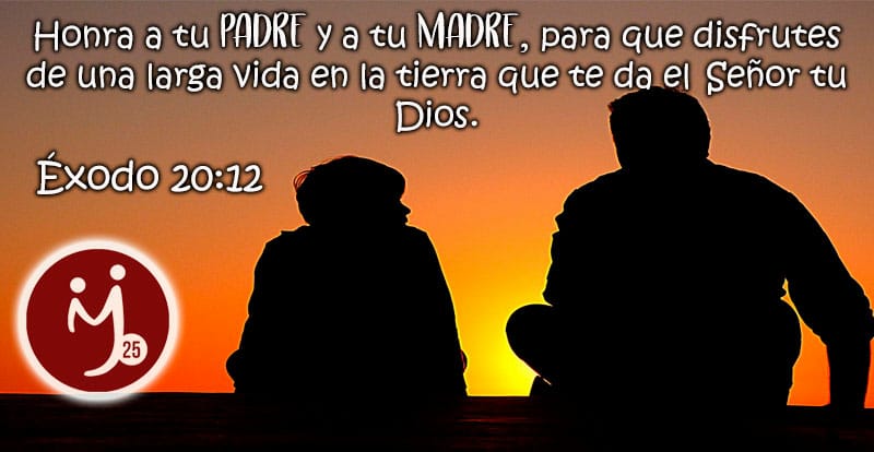 compazJ25's tweet photo. Un camino de bendiciones nos espera si honramos y respetamos a nuestros padres. #MayoresBendiciones @PastorVladimir @EsmeraldadeRiva @IglesiaCompaz https://t.co/NEpDWTOIMV