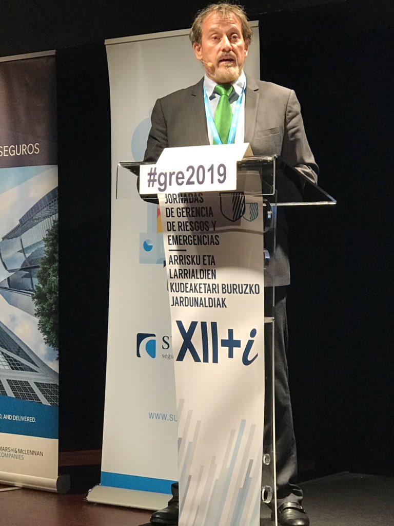 avcontreras1968's tweet photo. #gre2019 sobre el uso inteligencia artificial en situaciones de riesgos y emergencias https://t.co/FuKSdJk2fh
