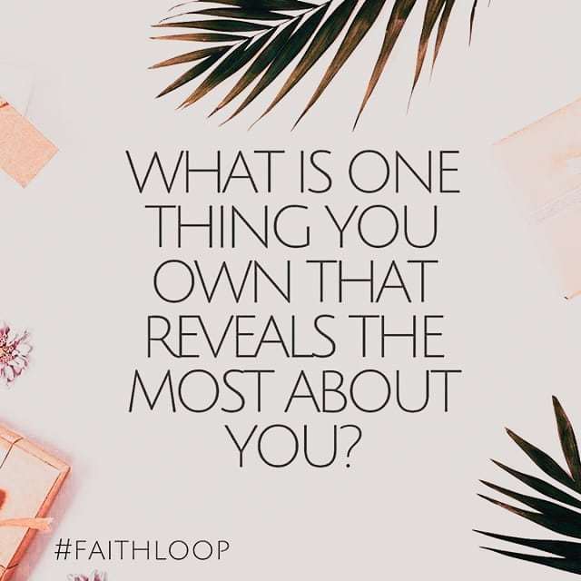 anitamckaney's tweet photo. Wow!! I could answer this so many ways - my bible, my wedding ring, a house, boy's deoderant, my stethoscope!! Lol They say a whole lot about who I am. What about YOU?
*
#faithloop #faithwriters #faithwritersloop https://t.co/mpI6P6JCxL https://t.co/Ir4nICCf5Q