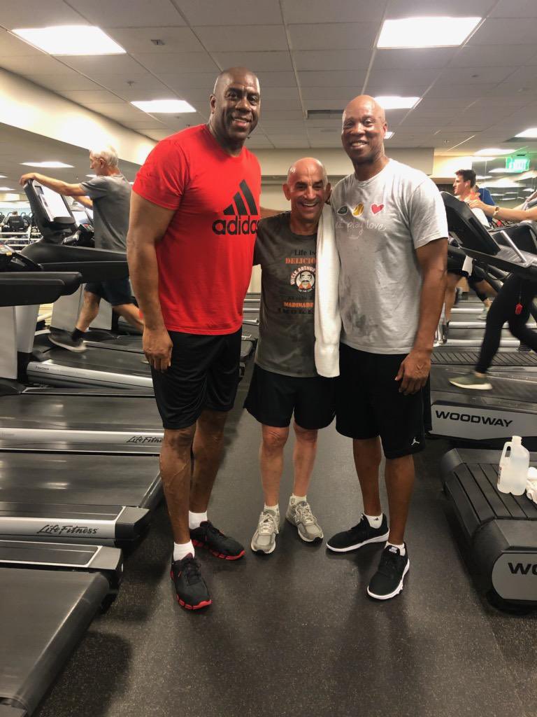 Earvin Magic Johnson tweet media