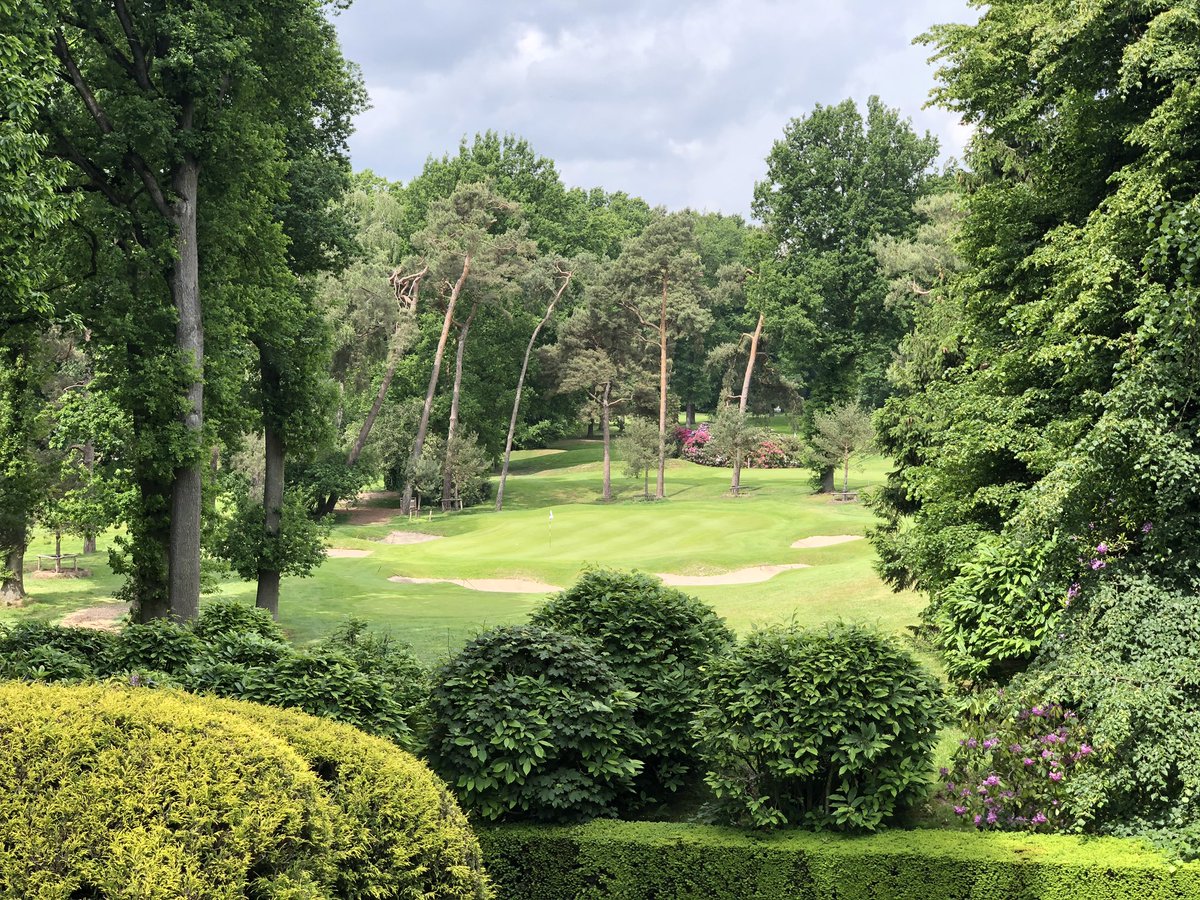 YGTDavey's tweet photo. After a day back in YGT Towers I thought I’d share my entry into the #YGTGreatestShot competition🏌️‍♂️Drop me an email if you’d like more info on Belgium davey@yourgolftravel.com #Belgium #GolfTour #WeAreYGT @yourgolftravel @GolfTeamYGT https://t.co/zaQj2pG0Jv