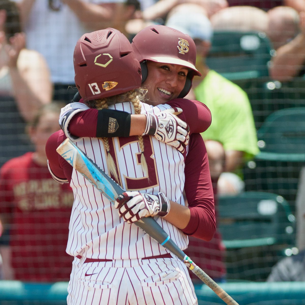 FSU_Softball's tweet image. Nothin&apos; but love for #Team36 🥰

#ATM #DNAE