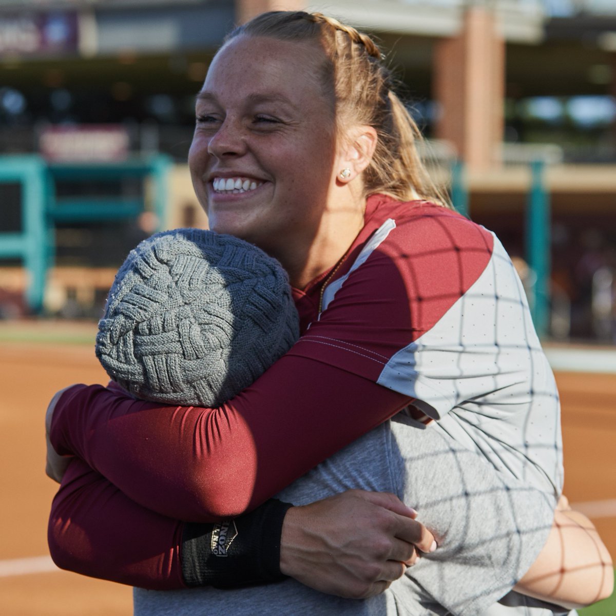 FSU_Softball's tweet image. Nothin&apos; but love for #Team36 🥰

#ATM #DNAE