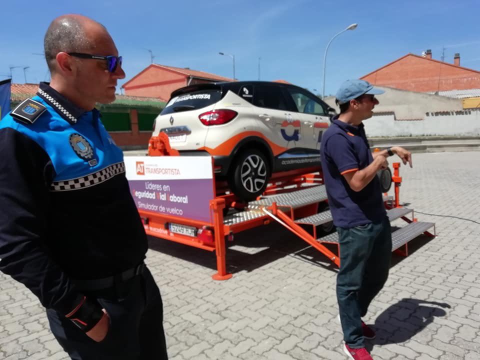 Ecodriver (@ecodriver_at) on Twitter photo Continuamos impartiendo #educacionvial en <a href="/MedinadelCampo_/">Medina del Campo</a> hoy hemos estado en @sanjomd Gracias a <a href="/AyuntamientoMDC/">Ayto. MedinadelCampo</a> <a href="/Michelin/">Michelin</a> @trendydrivers_ @ATransportista #SeguridadVial #SimuladorVuelcoAT #SimuladorVuelco Continuamos impartiendo #educacionvial en <a href="/MedinadelCampo_/">Medina del Campo</a> hoy hemos estado en @sanjomd Gracias a <a href="/AyuntamientoMDC/">Ayto. MedinadelCampo</a> <a href="/Michelin/">Michelin</a> @trendydrivers_ @ATransportista #SeguridadVial #SimuladorVuelcoAT #SimuladorVuelco