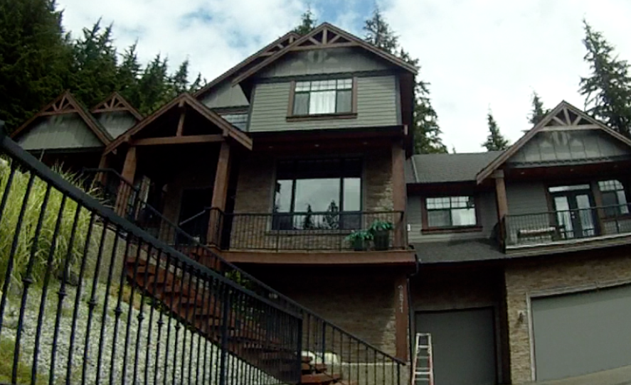 CanDoPainters's tweet photo. @CanDoPainters Contact Michelle 778.680.7587 for your exterior home painting project #vancouverrealestate #coquitlamrealestate #portmoodyrealestate #burnabyrealestate #renovation  #westvan #northvan #britishproperties #customexteriors #bccanada  #customwoodwork #benjaminmoore https://t.co/oDnMcRXr83