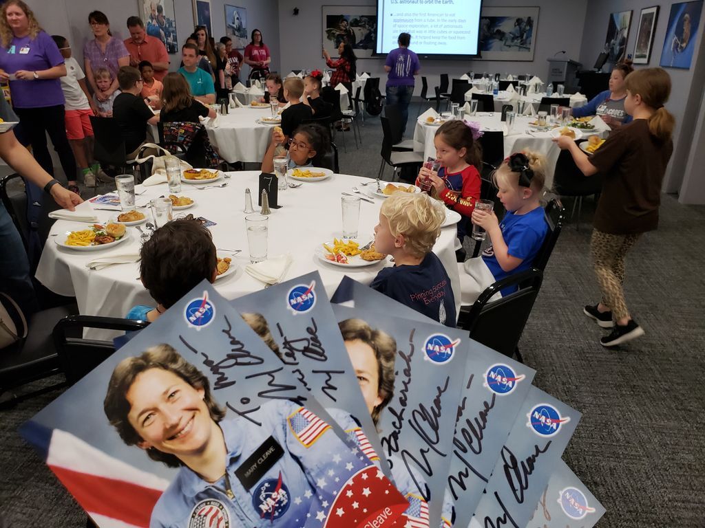 KleinISD's tweet photo. Our #KleinInSpace winners received a super special treat last week when they went to explore @NASA_Johnson! Don’t they look like they had a blast?! 🚀 

Another Innovation Challenge success in the books! ✔️✔️✔️

#Promise2Purpose https://t.co/hO1ONQt3sR