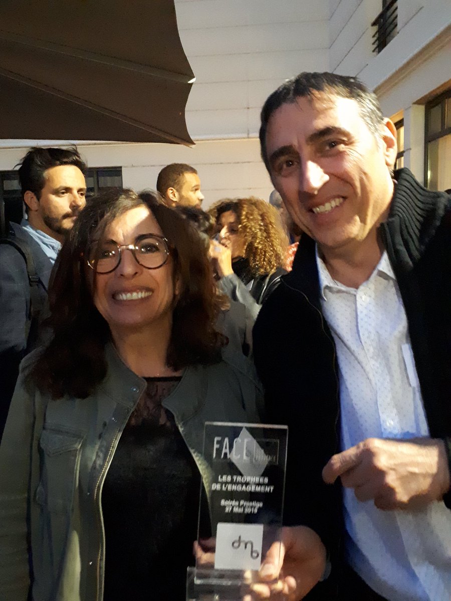 Jean-Marc Benedito et Isabelle Di Matteo partagent leur joie d'avoir reçu le trophée de l'engagement de <a href="/FaceSudProvence/">FACE Sud Provence</a> pour DMBconcept #CJD_Marseille #CJD <a href="/cjdaix/">CJD Aix-en-Provence</a>