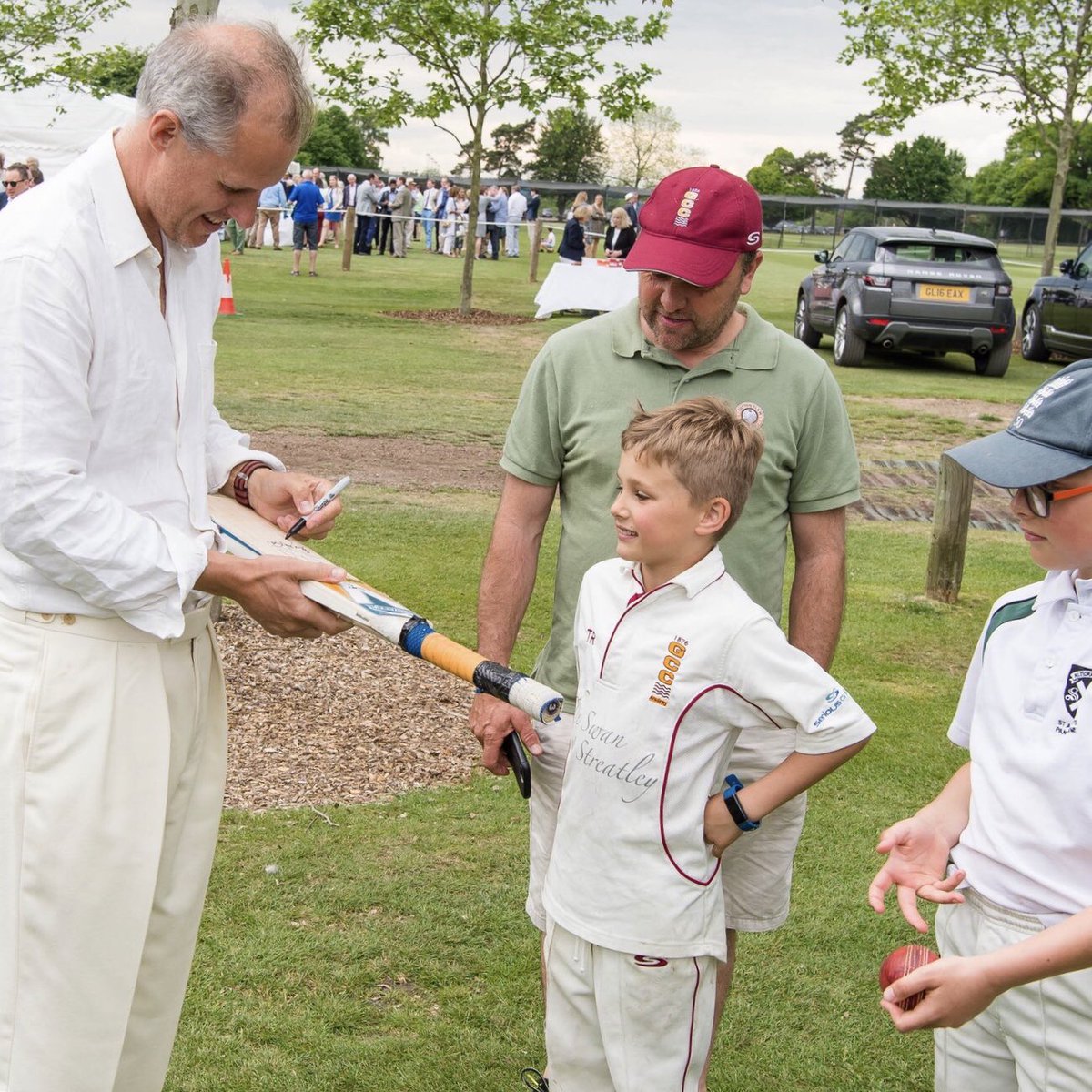 GCCAcademy's tweet photo. GCC U9’s Toby &amp; Jack chat with England’s chief national cricket selector @edsmithwriter - no doubt questioning why they’ve not yet been capped. Thanks @SwanStreatley for your sponsorship! @GoringStreatley @Upswinger @cathyryder https://t.co/c6EQwas8rS