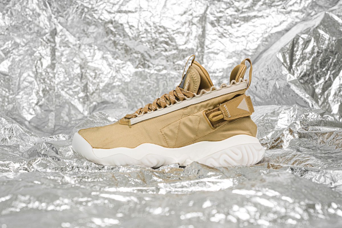 jordan proto react gold