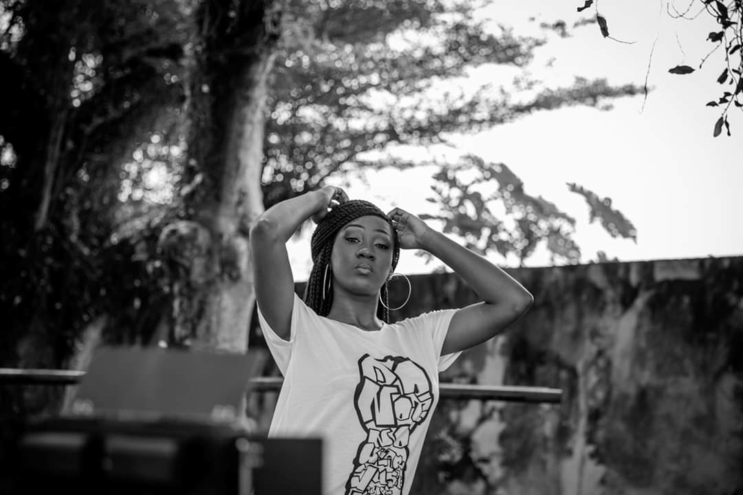 Workupworld's tweet photo. [ CROWN ]
Behaving like a princess is work. It's not just about looking beautiful or wearing a crown. It's more about how you are inside.
Julie Andrews
#STREETWEAR #SPORTWEAR
#LIFESTYLE #AFROQUEEN https://t.co/hJWxTXMCOj