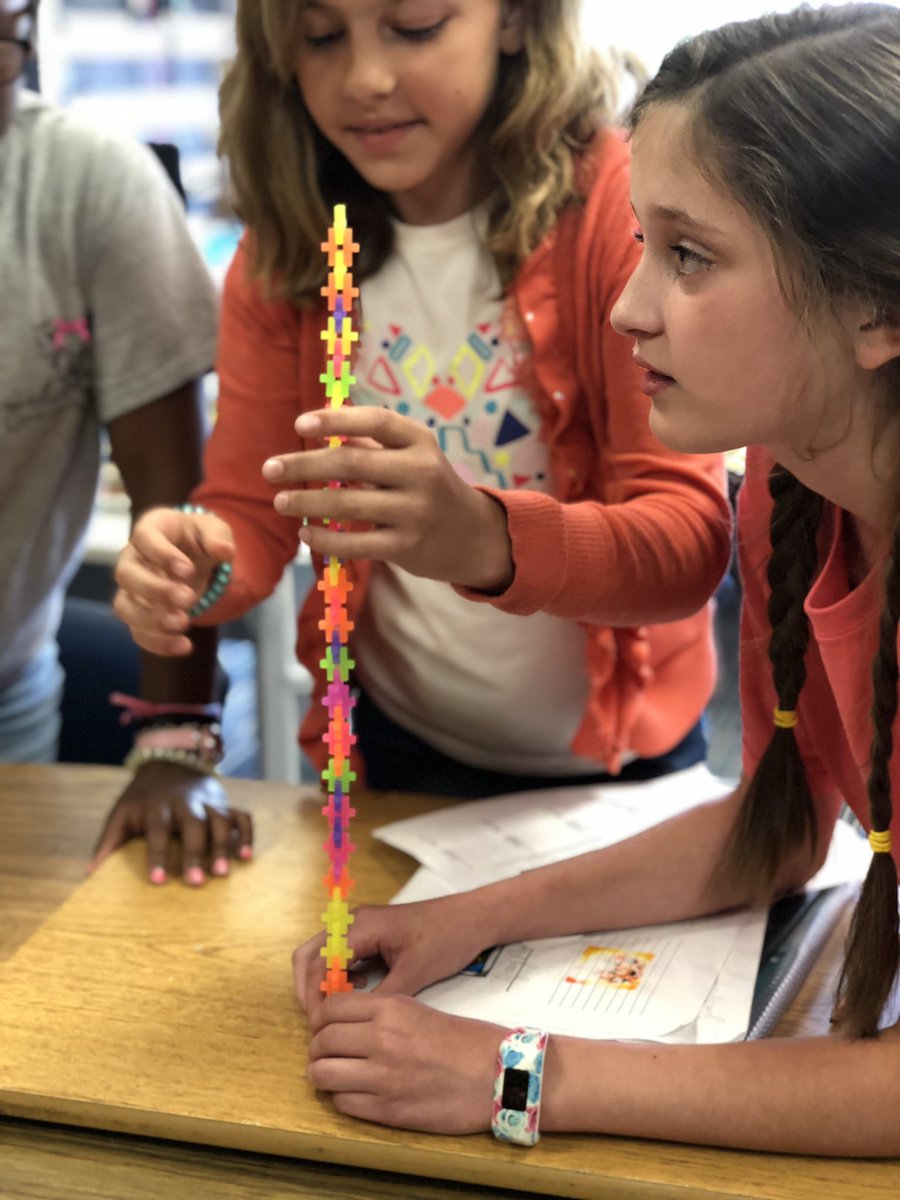 MrsEnnain5th's tweet photo. Students are working together to build the tallest tower using building blocks! Who will the winner be?! @RogersFrisco https://t.co/7ax5YsLUgd