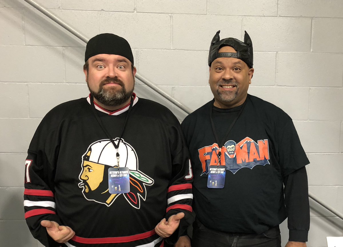 ItsjustDustan's tweet image. Today is my BFF Roy 45 birthday! He’s my Marc Bernardin to Kevin Smith! Happy Birthday bro!  @marcbernardin @ThatKevinSmith @RPreyser #fatmanbeyond #fatmanonbatman #SModcast