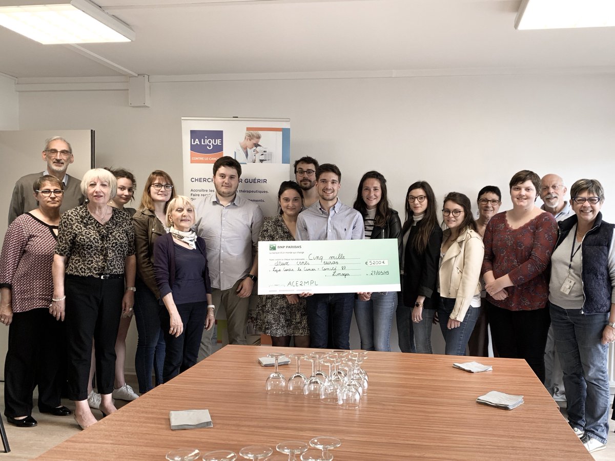 ace2mpl's tweet image. Hier soir, nous avons pu réaliser un don à Ligue contre le cancer - Comité Haute-vienne d'un montant de 5200€ qui seront attribués à la recherche 🎉🎉
Nous vous remercions pour votre participation et espérons que cet évènement aura réussi à mettre en avant la cause de #MarsBleu