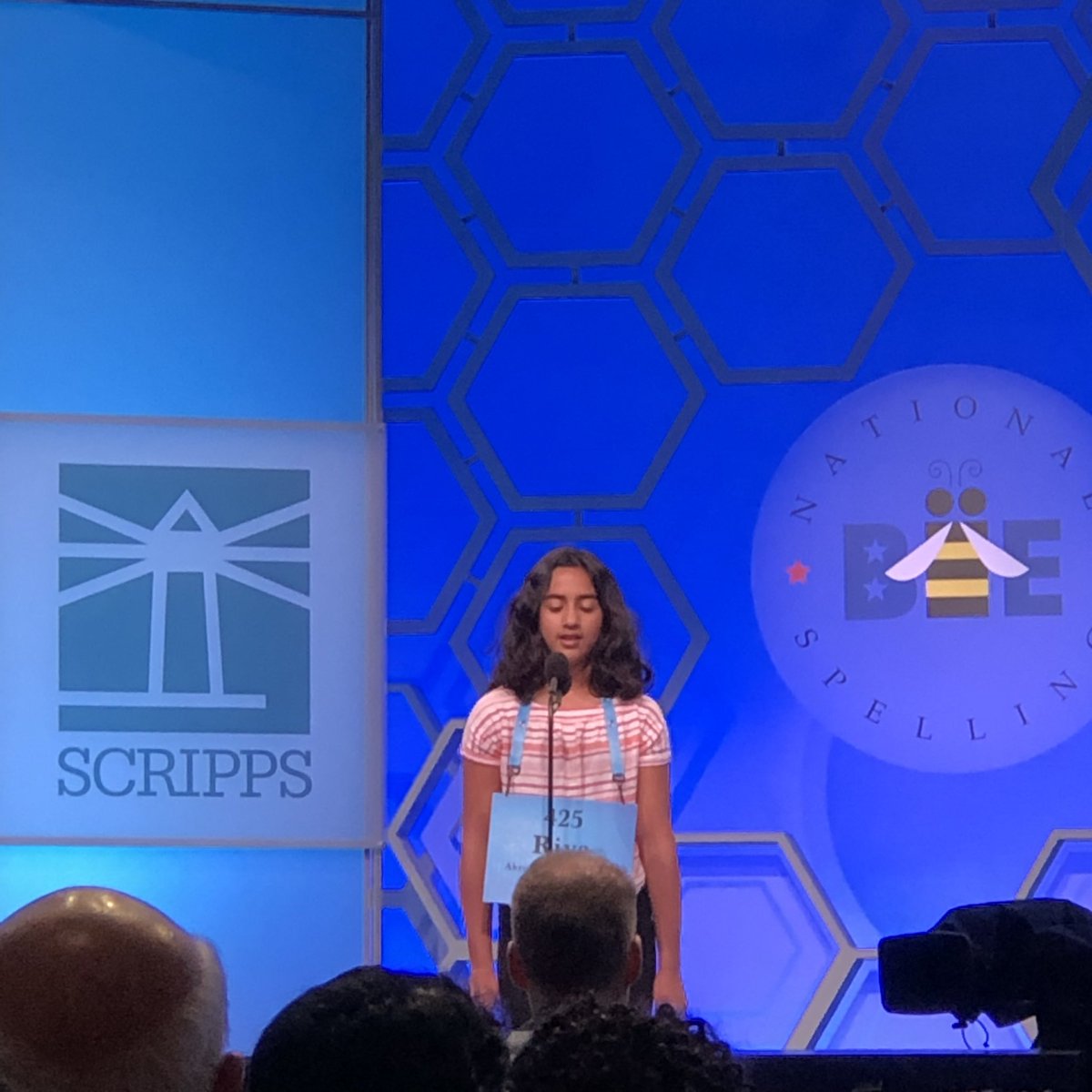 collisionbend's tweet photo. #speller425, Riya Hegde from Hudson, spells VINDALOO correctly.
😎🐝💥💪💪
@ScrippsBee #spellingbee https://t.co/mgVQOux7jF