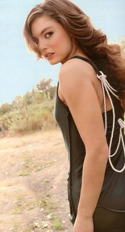 Happy Birthday to Alexa Davalos who turns 37 today! 