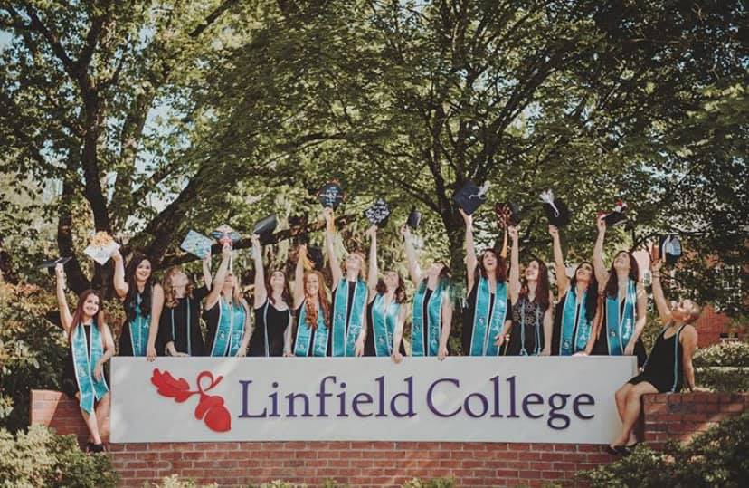 LinfieldFSL's tweet photo. Happy #graduation to our #FSL Seniors! You all truly made your mark on our #LinfieldFSL community. We will miss you so much! ππ https://t.co/gXSmhKPcSt