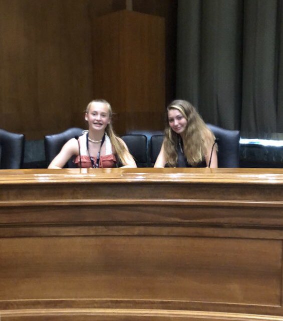 TheStonesEG's tweet photo. What an experience these 8th graders are having in our Nations Capital (Capitol visit today after Model Congress). Thank you to the parents who made it happen for the 2023’s this year. Arlington National Cemetery was an eye opening &amp; humbling visit yesterday. #FieldTripsMatter https://t.co/yFnKL0L23N